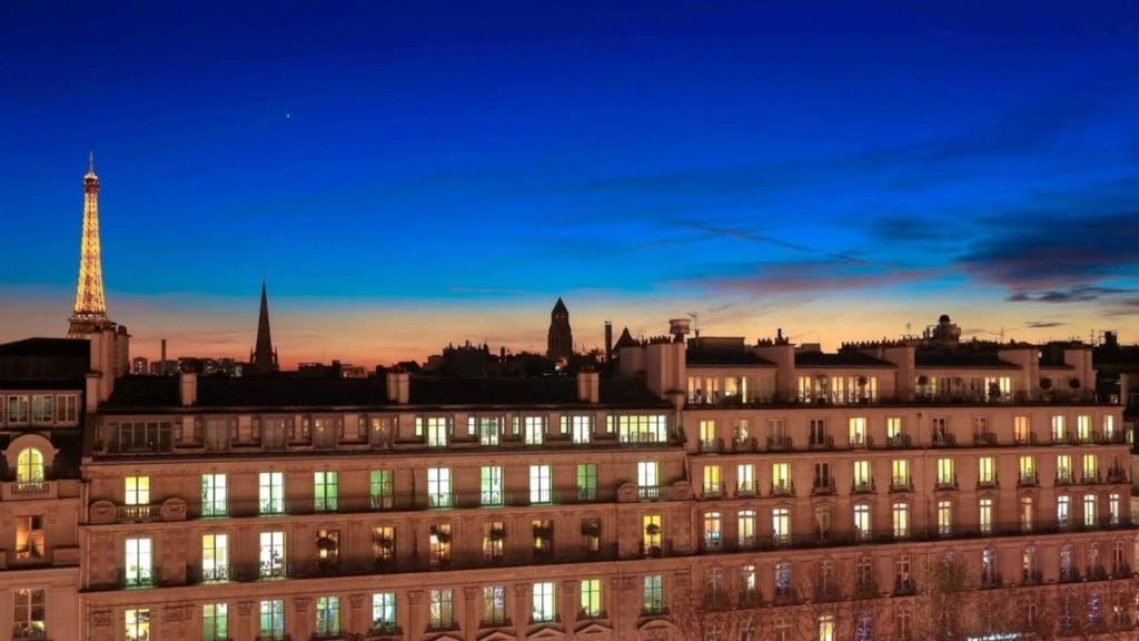 Experience Premier Luxury: Top 10 Hotels in Paris