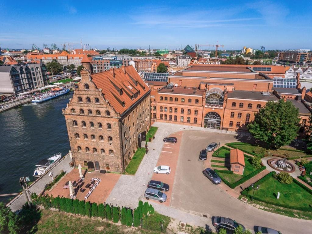 The Ultimate Guide to Gdansk’s Top 7 Popular Hotels