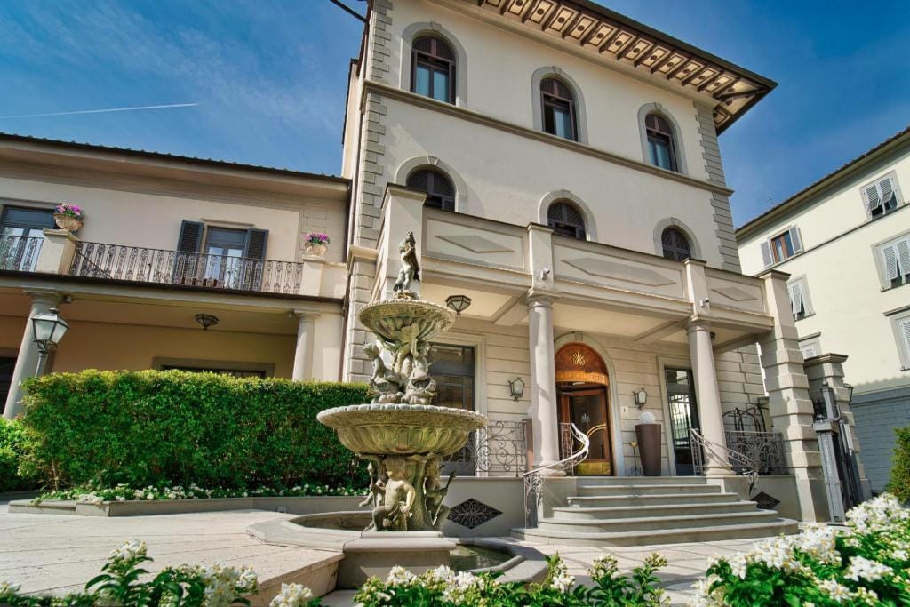 Experience Premier Luxury: Top 5 Hotels in Florence Historical Center