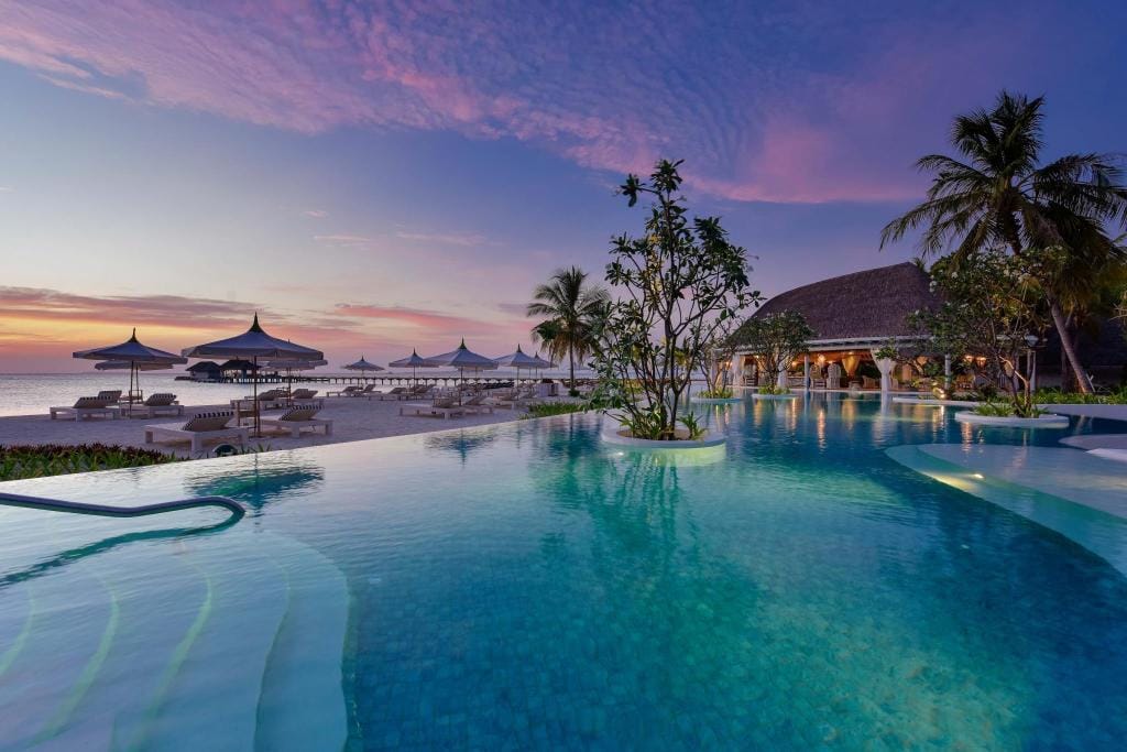 Ultimate Comfort: Maldive Islands's Top 5 Luxury Hotels for Families