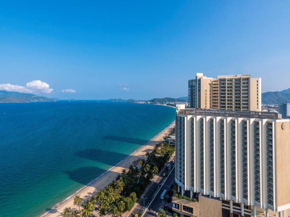 Luxury and Comfort: Nha Trang's Top 5 Hotels for Couples