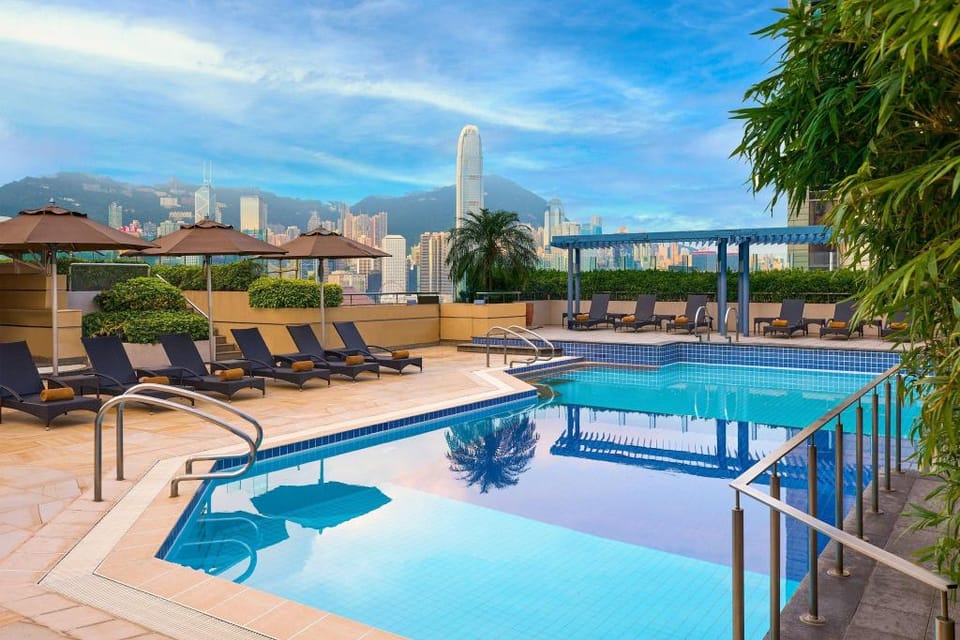 Experience Premier Luxury: Top 10 Hotels in Hong Kong