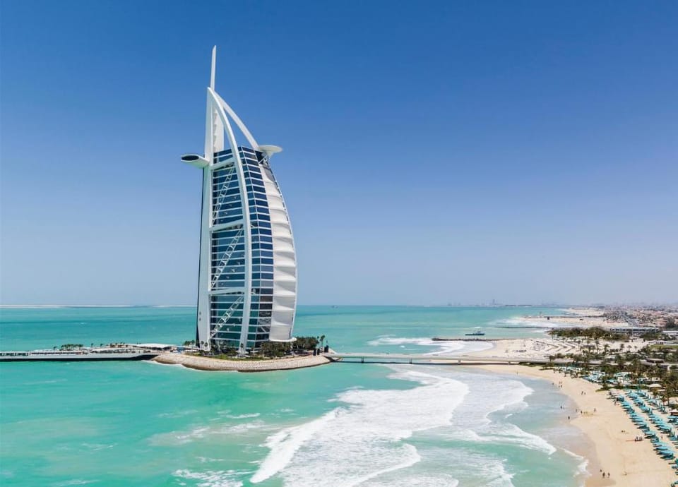 Luxury and Comfort: Dubai's Top 5 Hotels for Couples